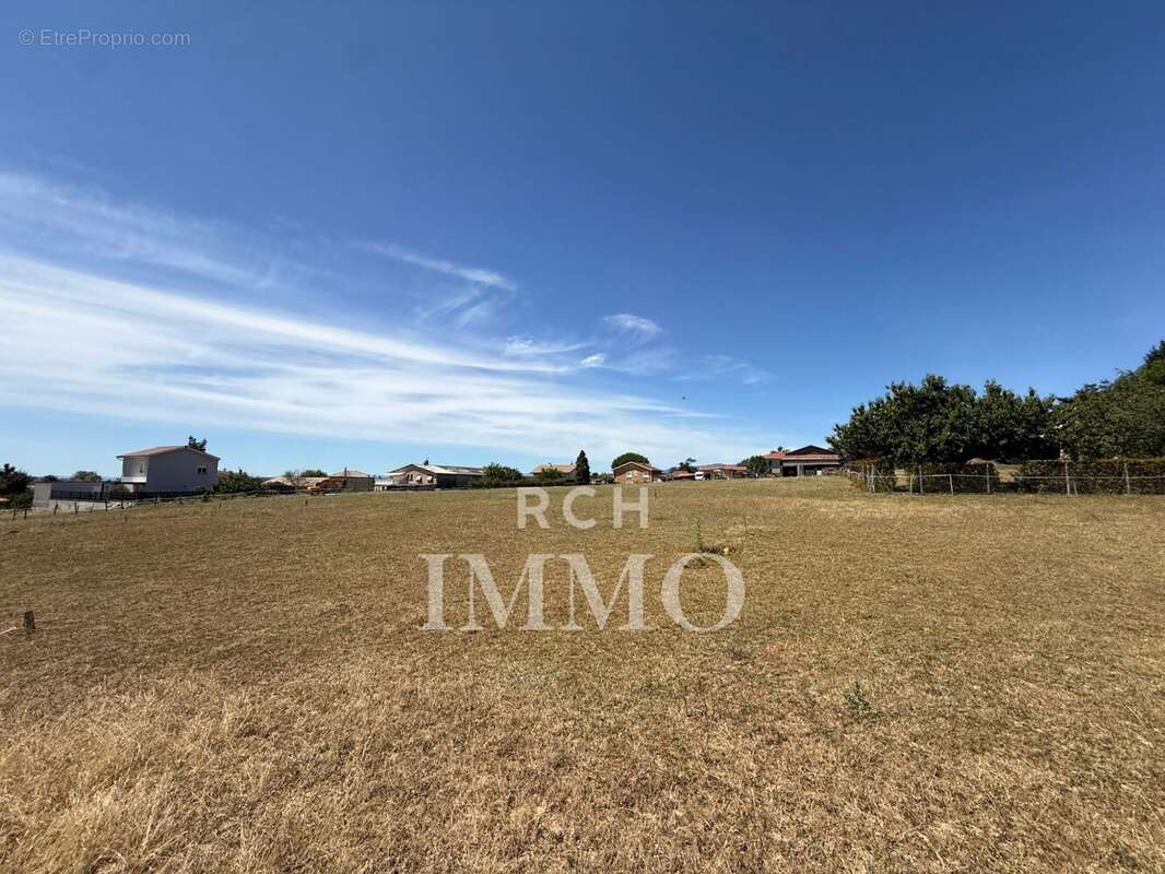 Terrain 535 m² à Les Cotes-D'arey  - photo 5