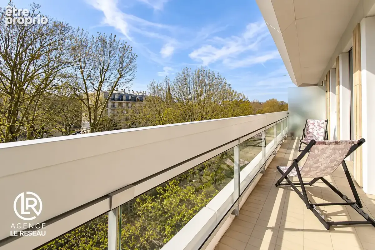 Appartement familial lumineux avec balcon en parfait état situé dans le quartier Pasteur - photo 4