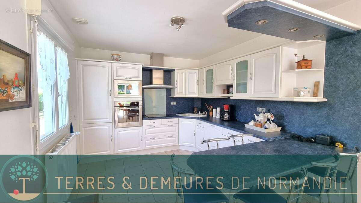 Maison à MARTIN-EGLISE