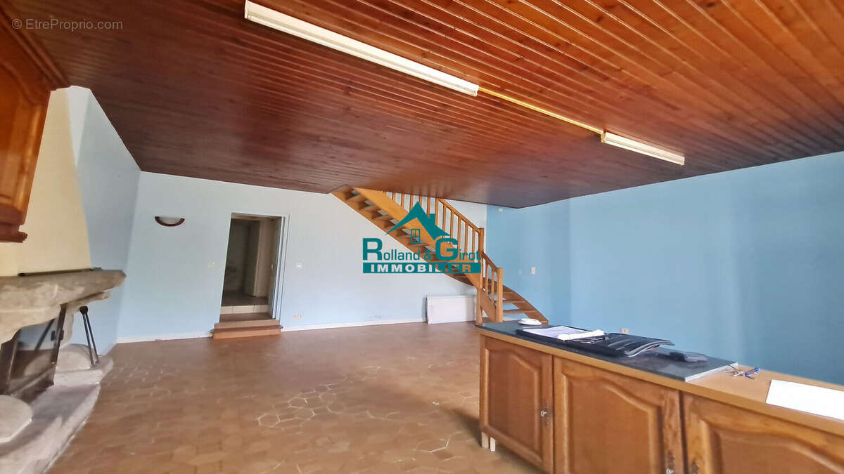 Maison à SENS-DE-BRETAGNE