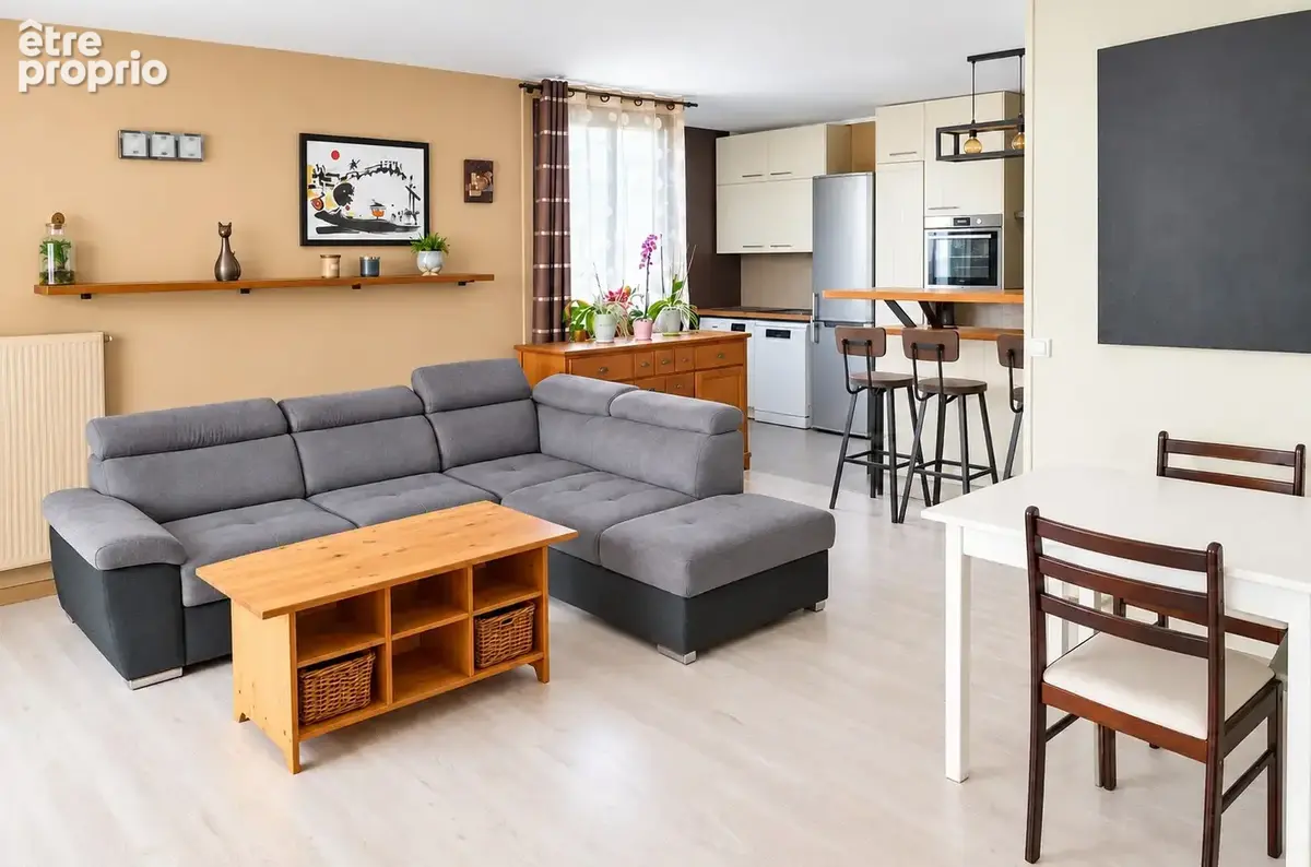 Neuilly-sur-Marne   Appartement familial de 73 m2, balcon plein sud, cave et parking - photo 3