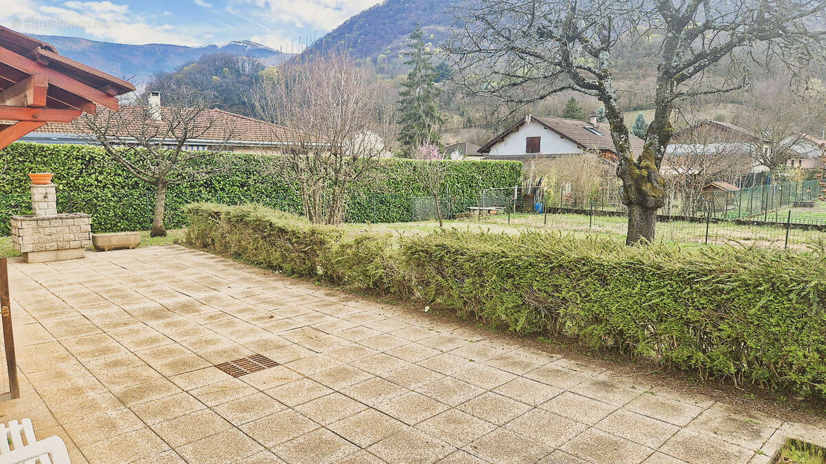 Maison à VIF