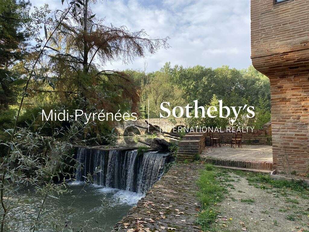 Superbe moulin à eau, classé Monument Historique - photo 6