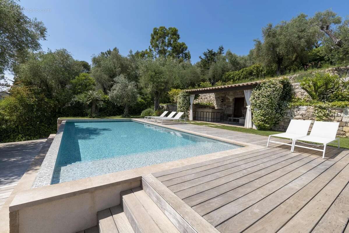 Maison à MOUGINS