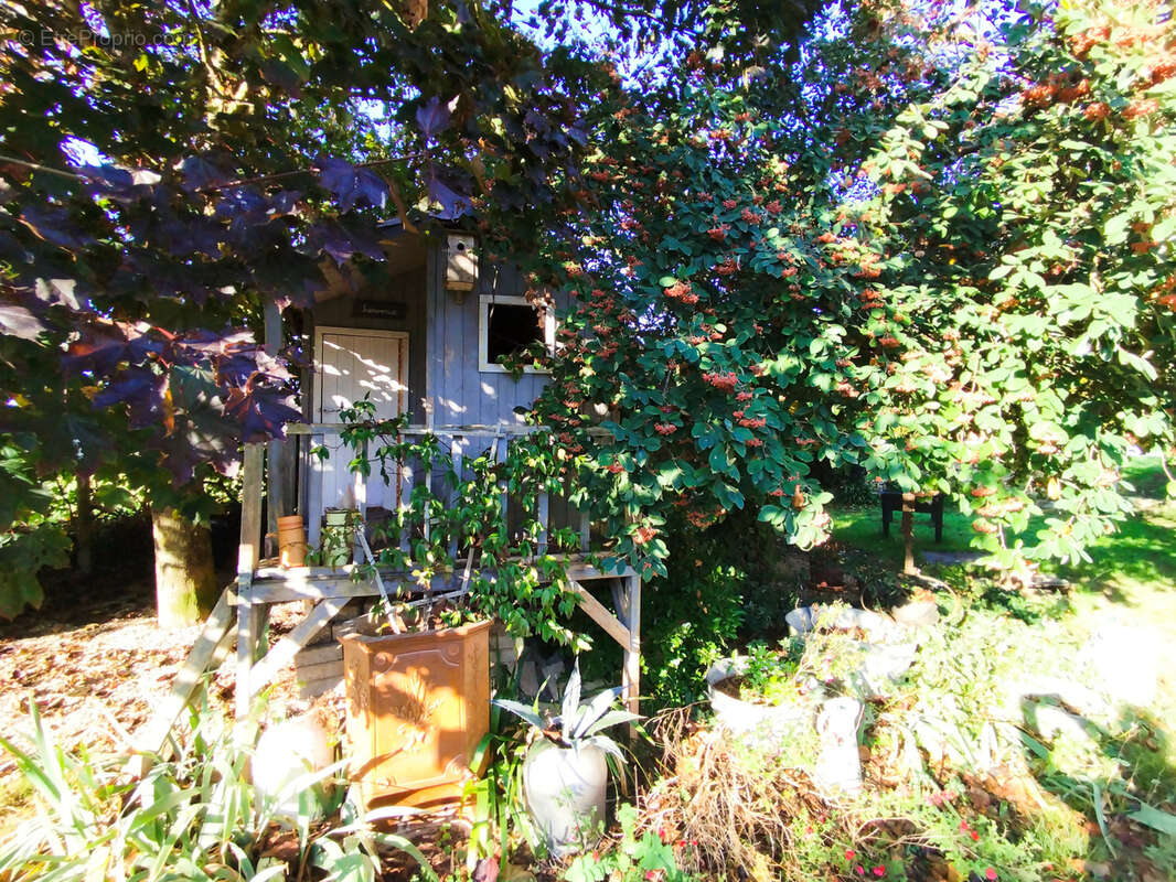 Maison à NEUVILLE-DE-POITOU