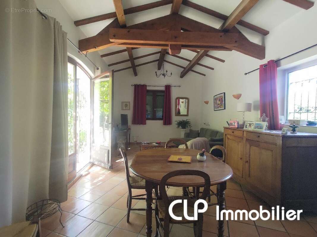 Maison 159 m² à Allan  - photo 6