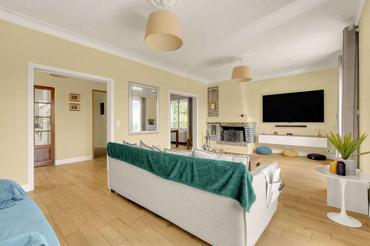 Maison à CASTANET-TOLOSAN