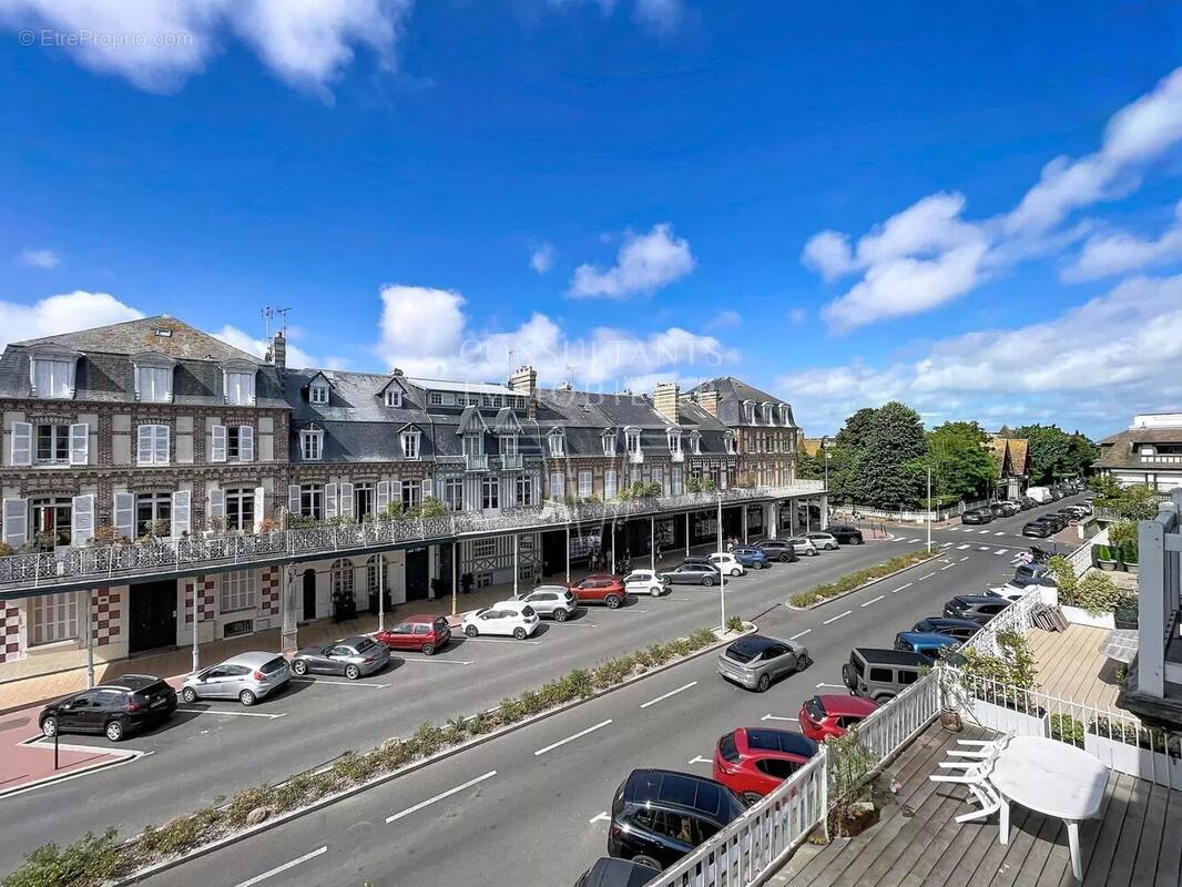 Appartement à DEAUVILLE