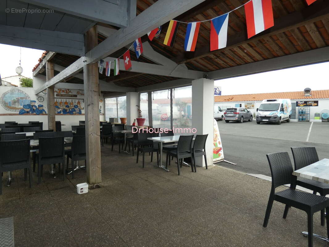 Commerce à SAINT-GEORGES-D'OLERON