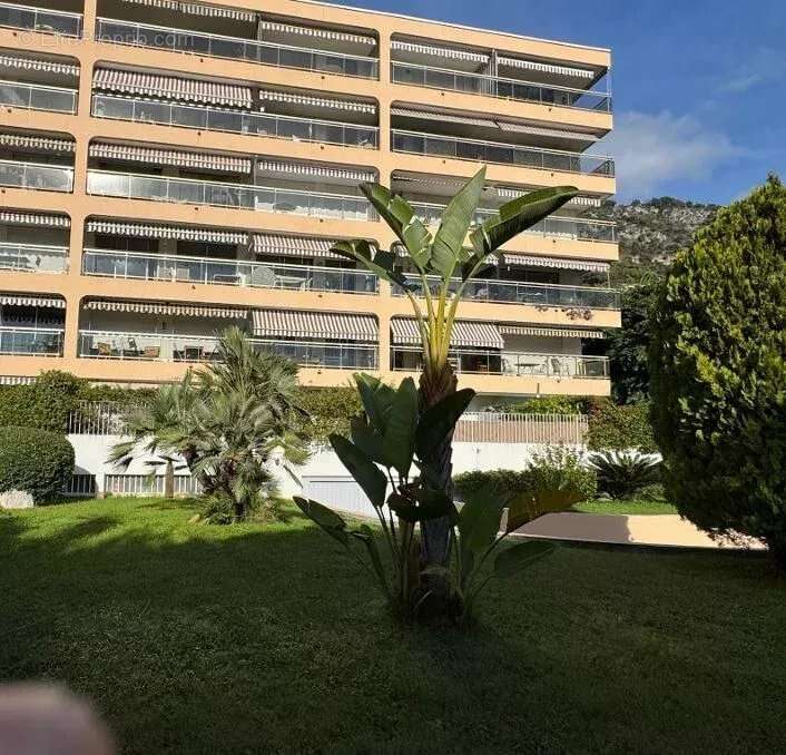 Appartement à BEAULIEU-SUR-MER