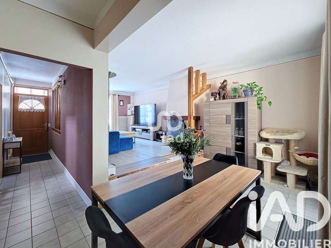 Photo 5 - Maison à GRETZ-ARMAINVILLIERS