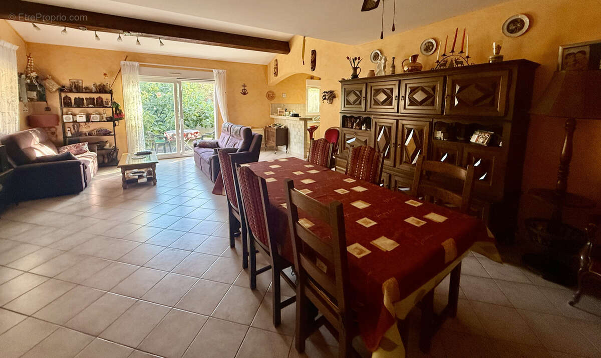 Maison à AIGUES-MORTES