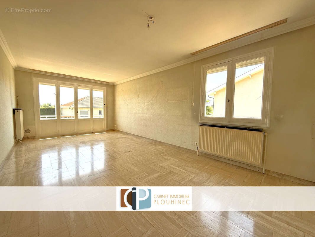 A vendre : maison avec jardin dans quartier recherché - Mâcon - photo 4