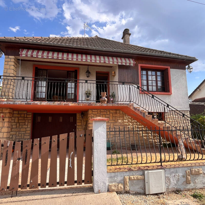 Maison à MOULINS