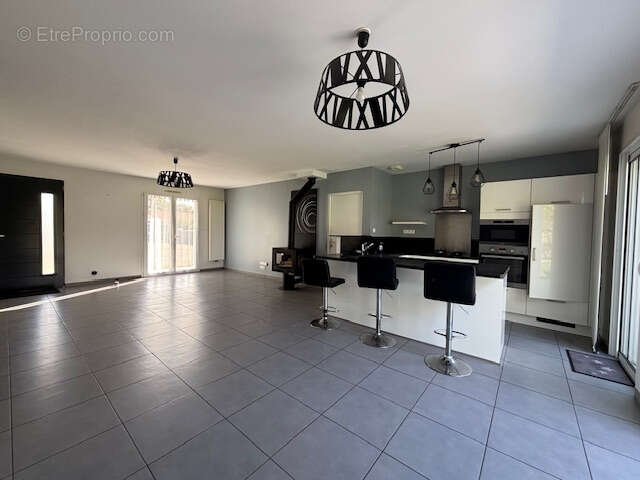 Maison à TALMONT-SAINT-HILAIRE