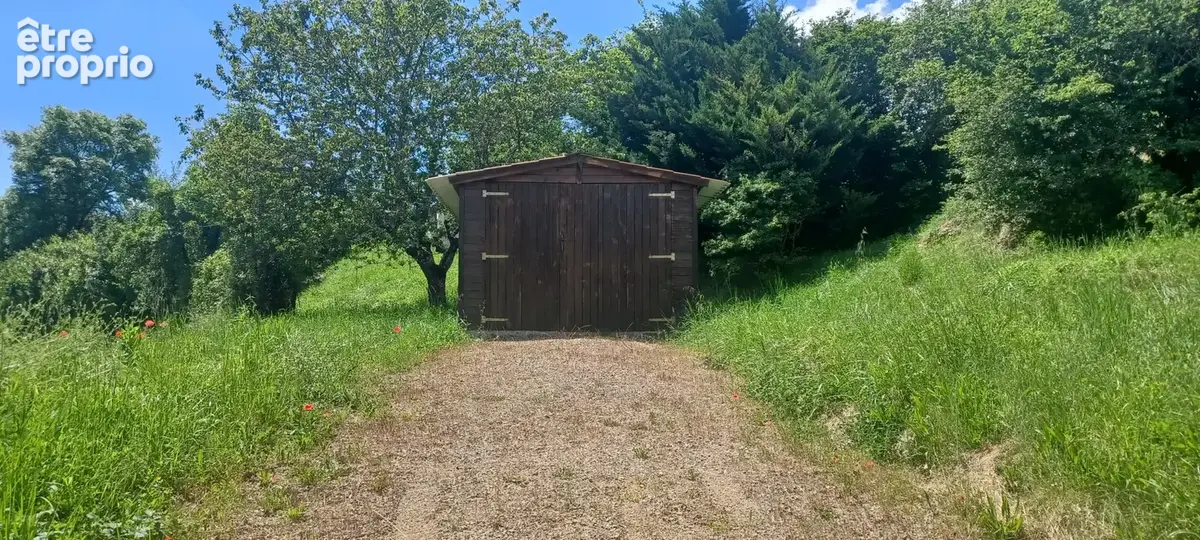Ensemble typiquement Quercynois Maison + gîte+ piscine sur 2500m2 environ de terrain - photo 16
