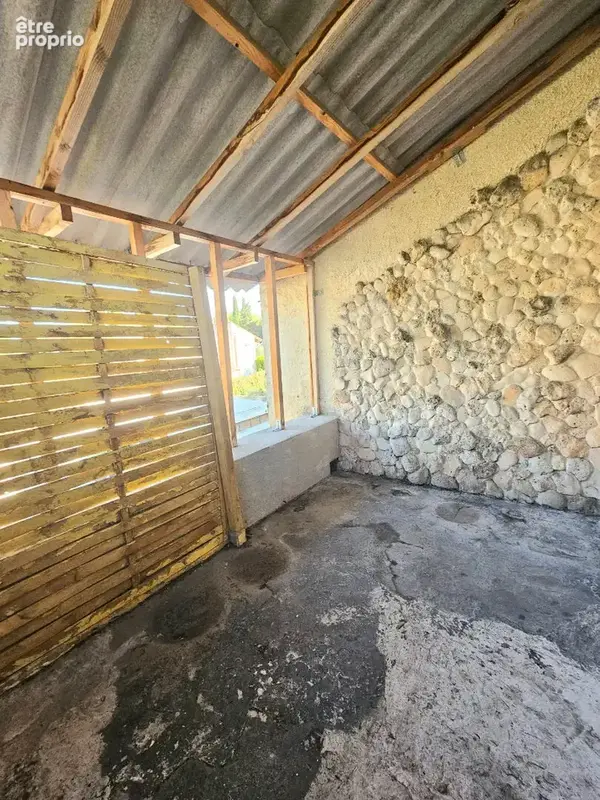 À VENDRE - Ensemble immobilier avec local commercial et habitation - Les Milles (13290) - photo 8