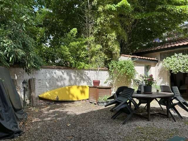 Maison à LE PERREUX-SUR-MARNE
