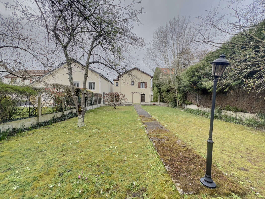 Maison à GOURNAY-SUR-MARNE
