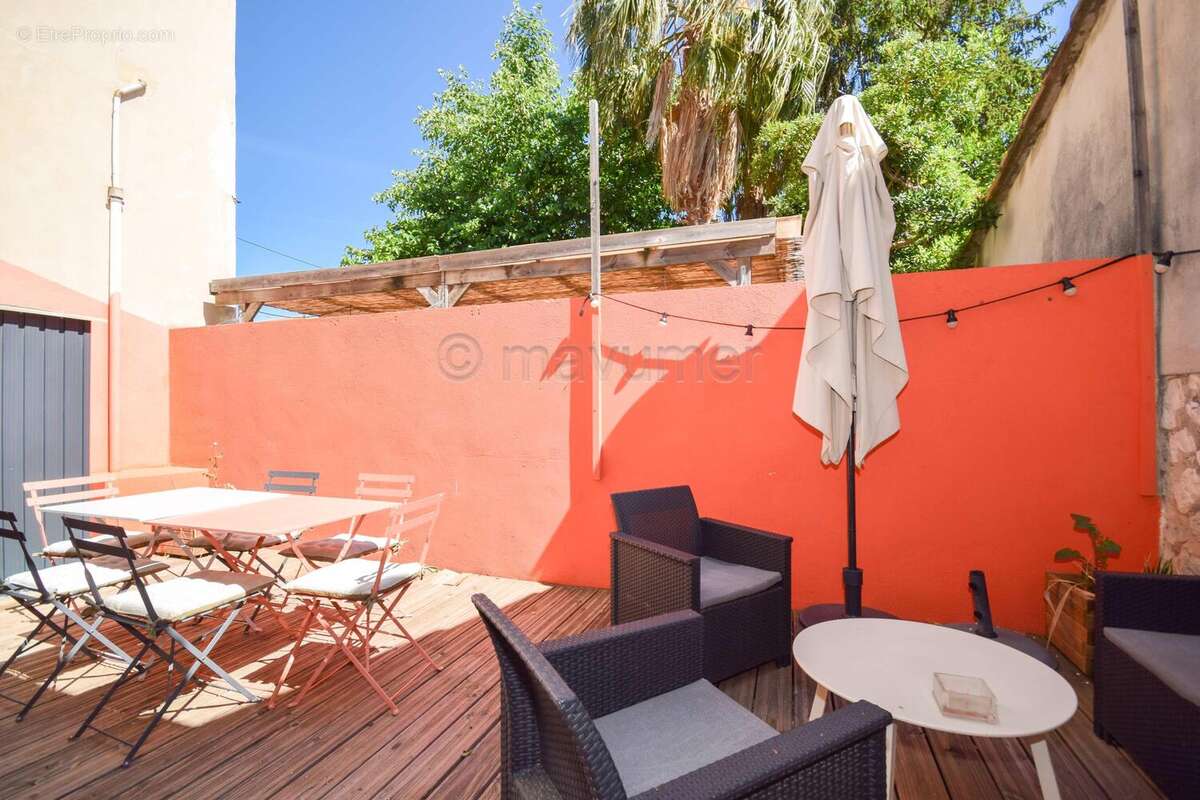 Maison de ville T4 de 70m2 - terrasse sans vis à vis - Sainte Marguerite / Le Cabot 13009 Marseille n°2