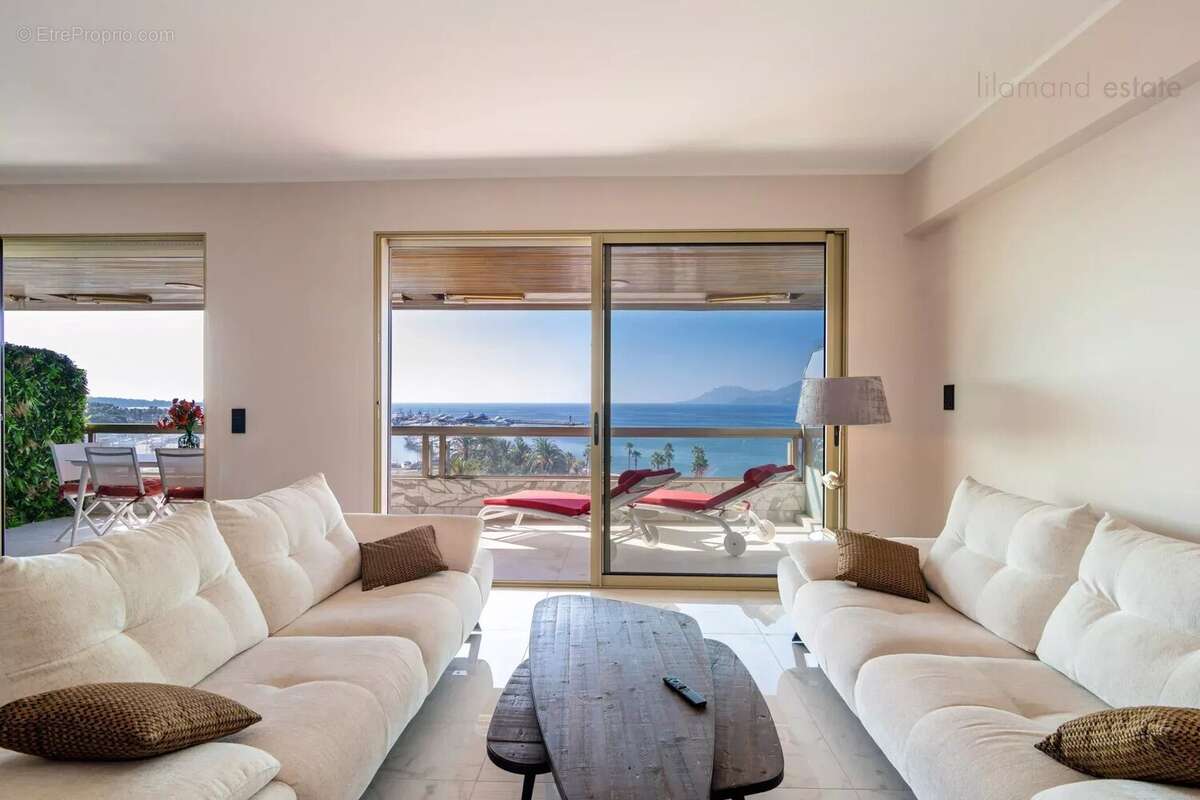 Cannes - croisette - vue panoramique - photo 6