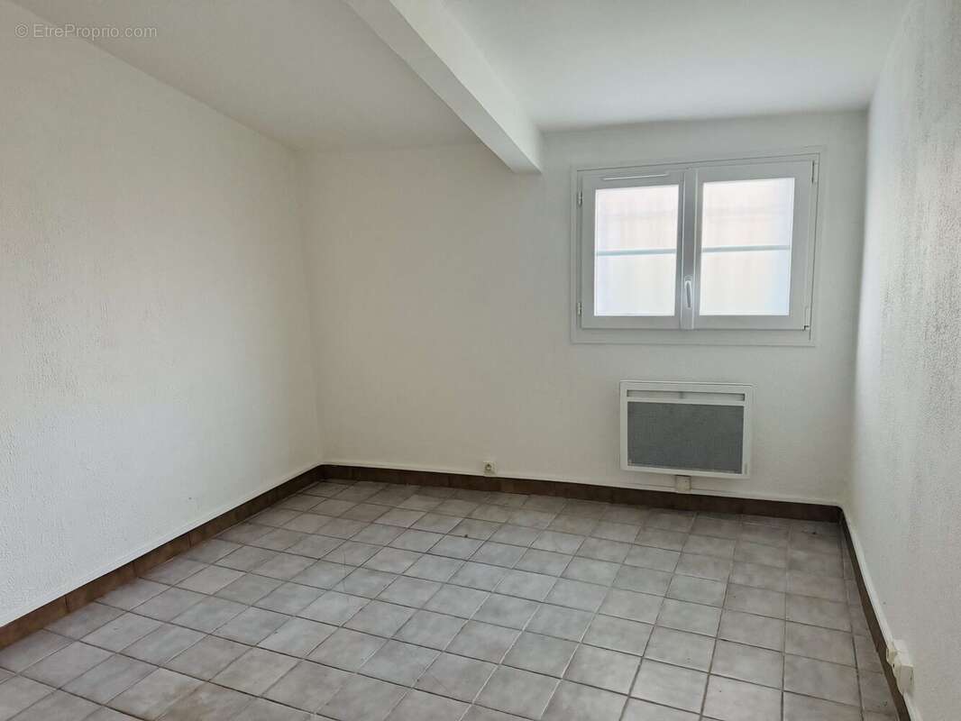 Maison à MONTPELLIER-DE-MEDILLAN