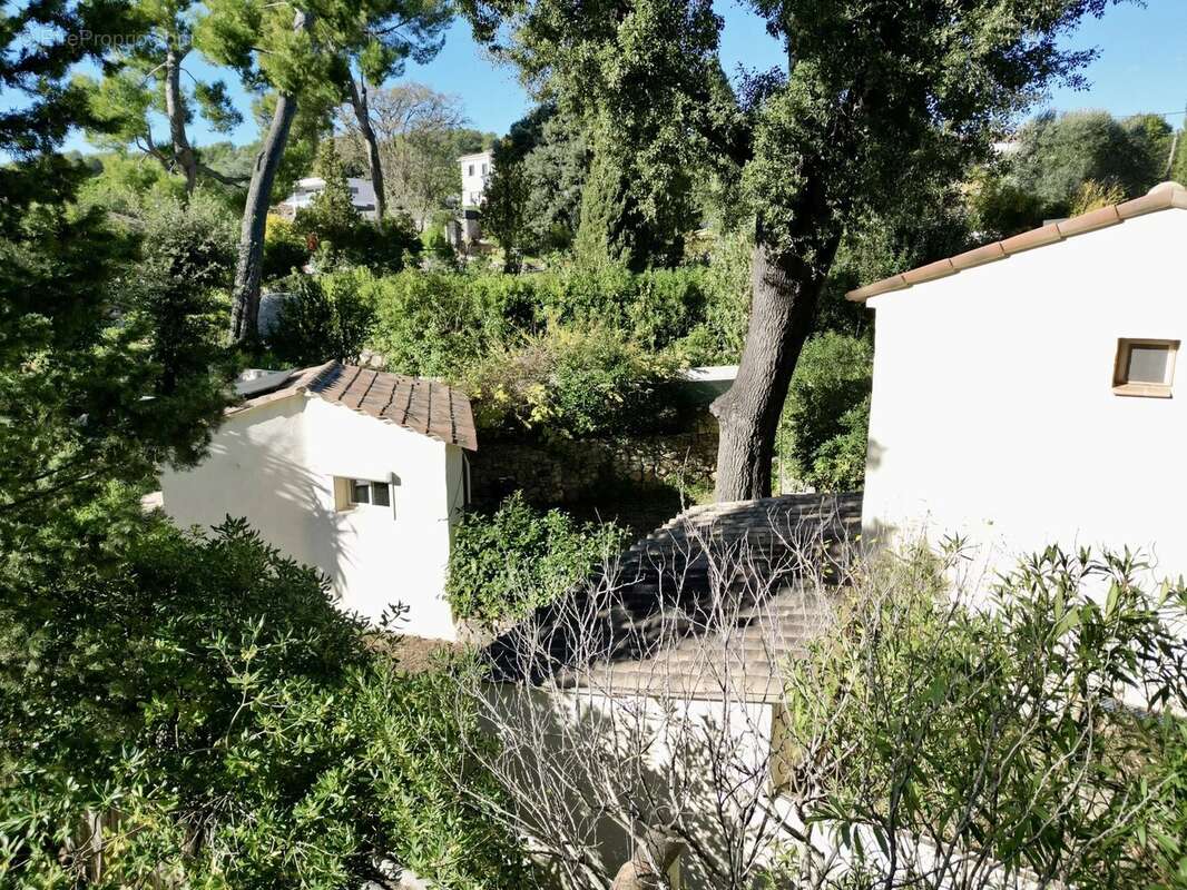 Maison à MOUANS-SARTOUX