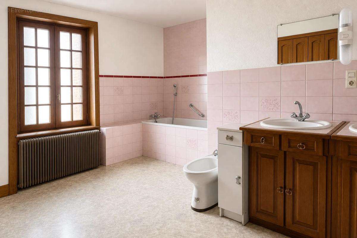 Maison à CHABRELOCHE