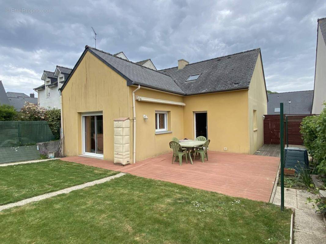 Maison à LECOUSSE