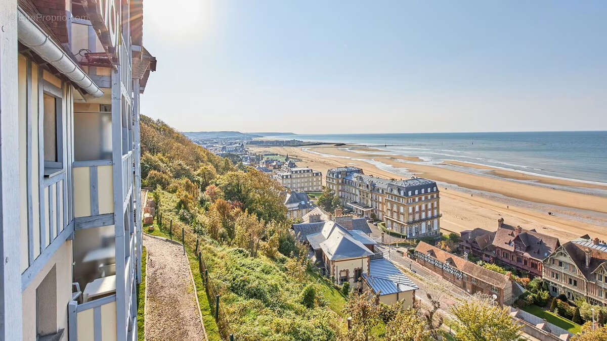 Appartement à TROUVILLE-SUR-MER