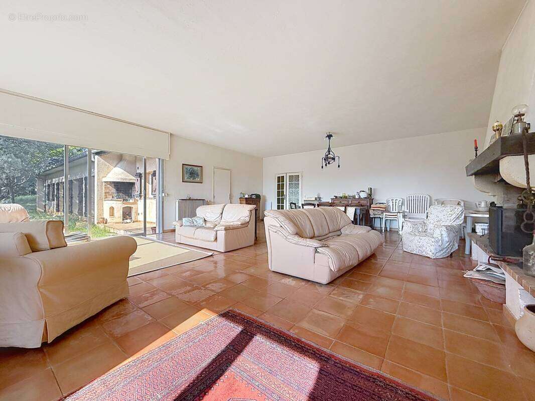 Maison à FAYENCE