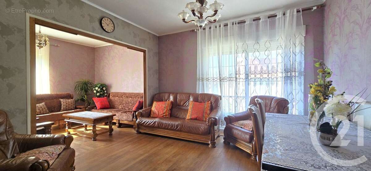 Maison à LE CREUSOT