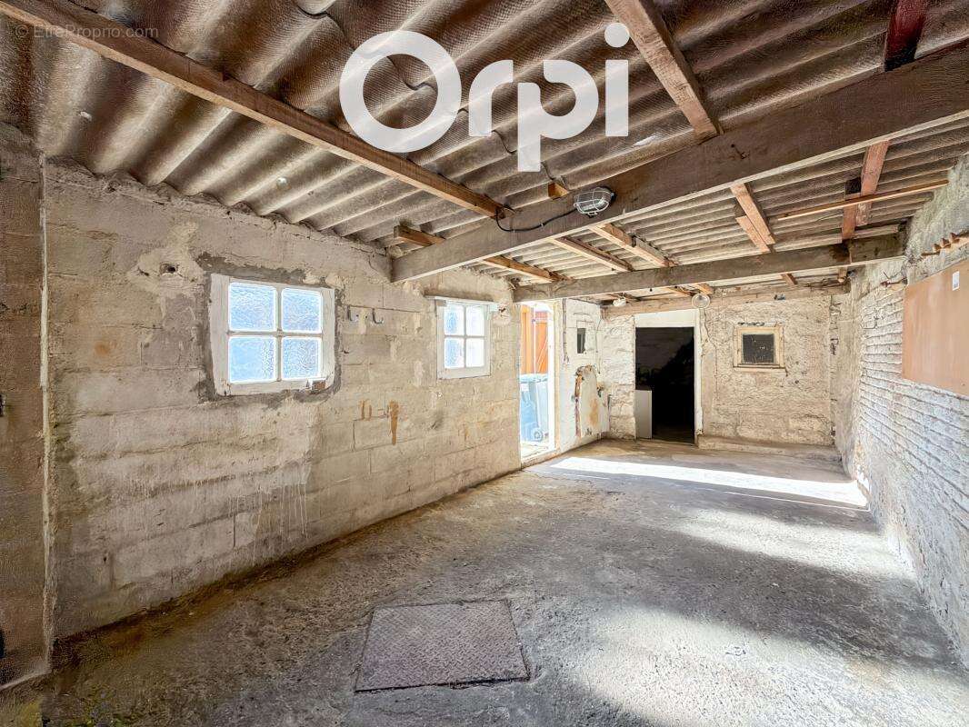 Maison à GRANDVILLERS-AUX-BOIS