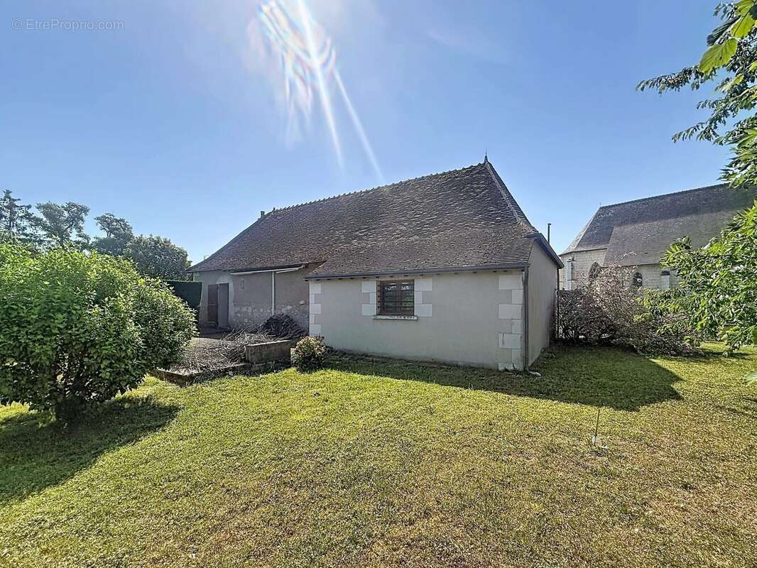 Maison à CERE-LA-RONDE