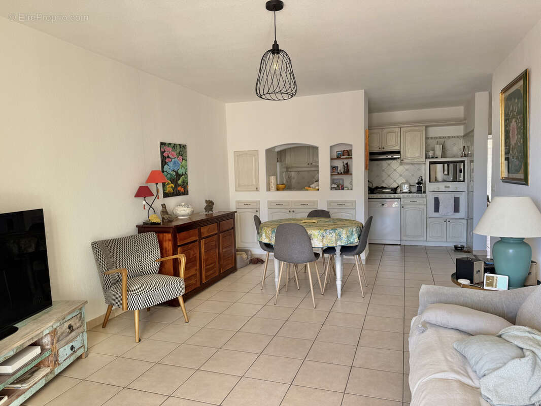 Appartement à HYERES