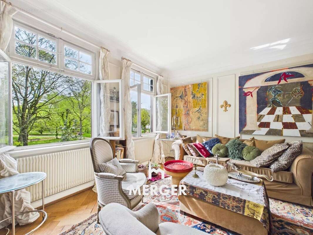 TIVOLI Duplex de charme de 133m² vue sur le parc - photo 5