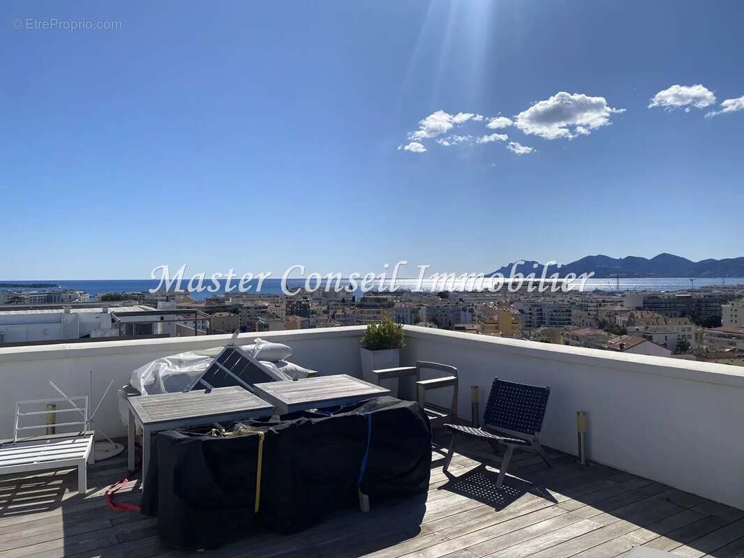 Appartement à CANNES