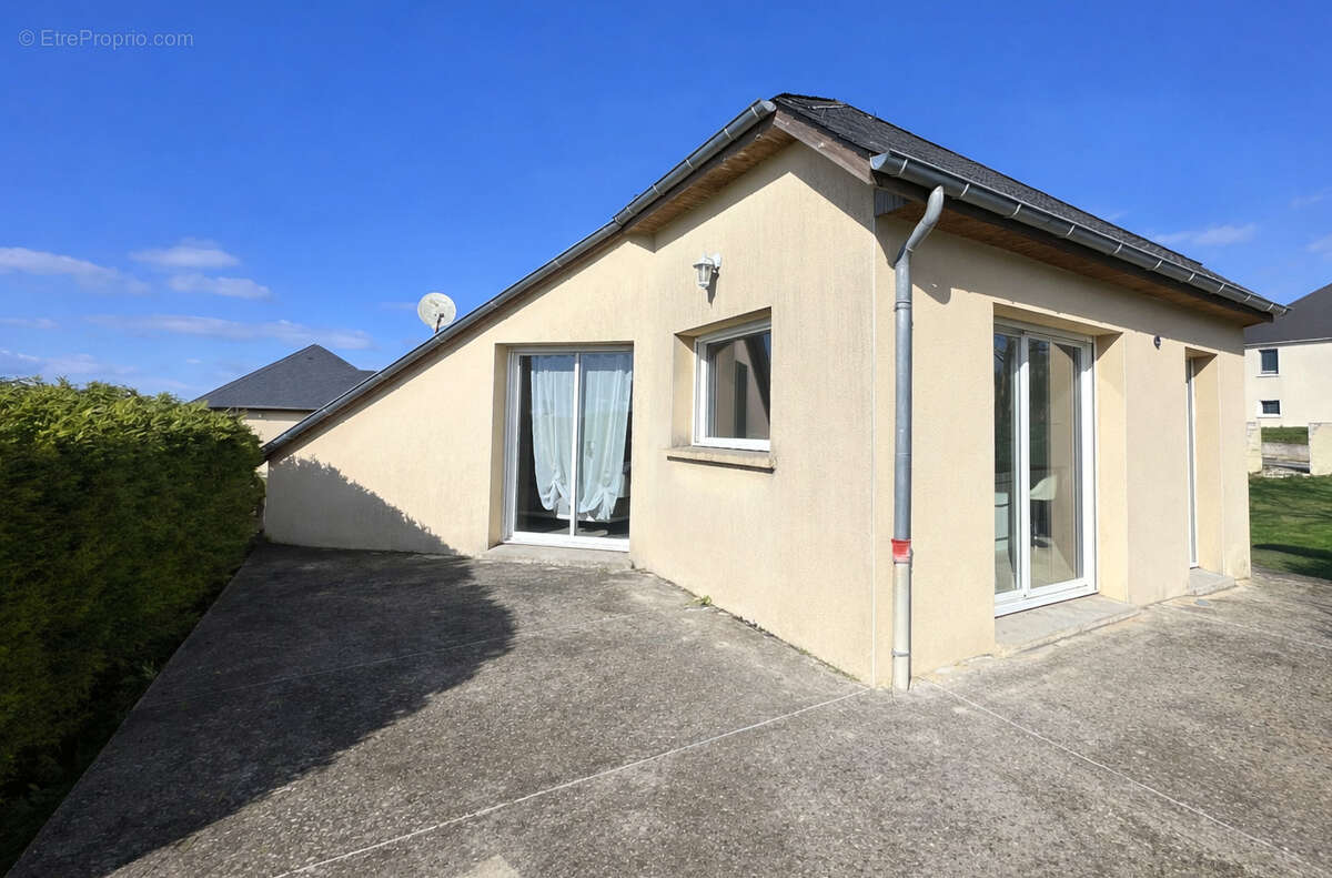 Maison à SAINT-FELIX-DE-LUNEL