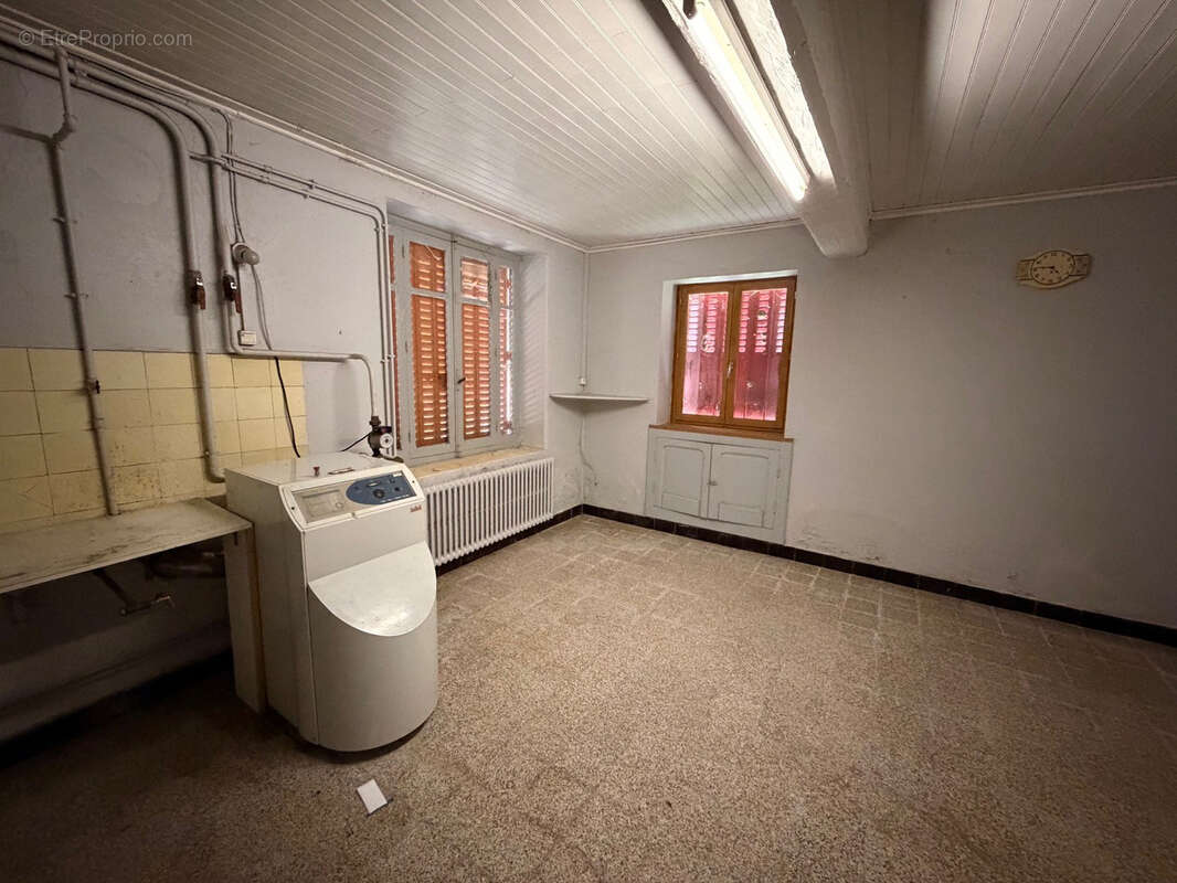 Idéal artisan, stockage ou projet de rénovation - photo 11