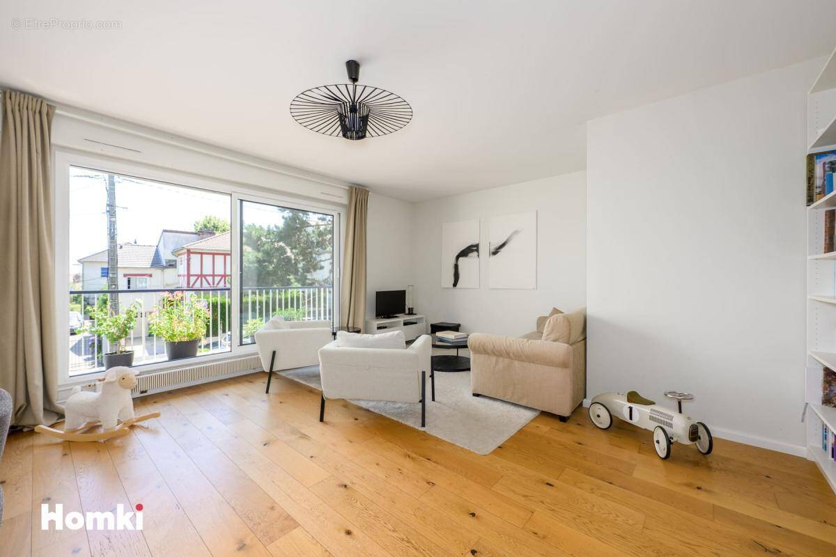 Appartement à CHATILLON