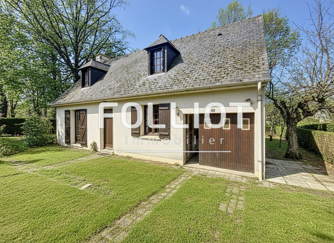 Maison à LA CHAPELLE-JANSON