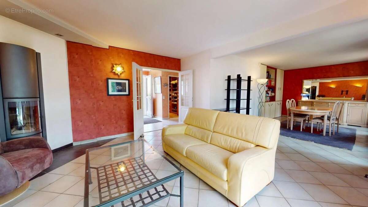 Maison à SIVRY-COURTRY