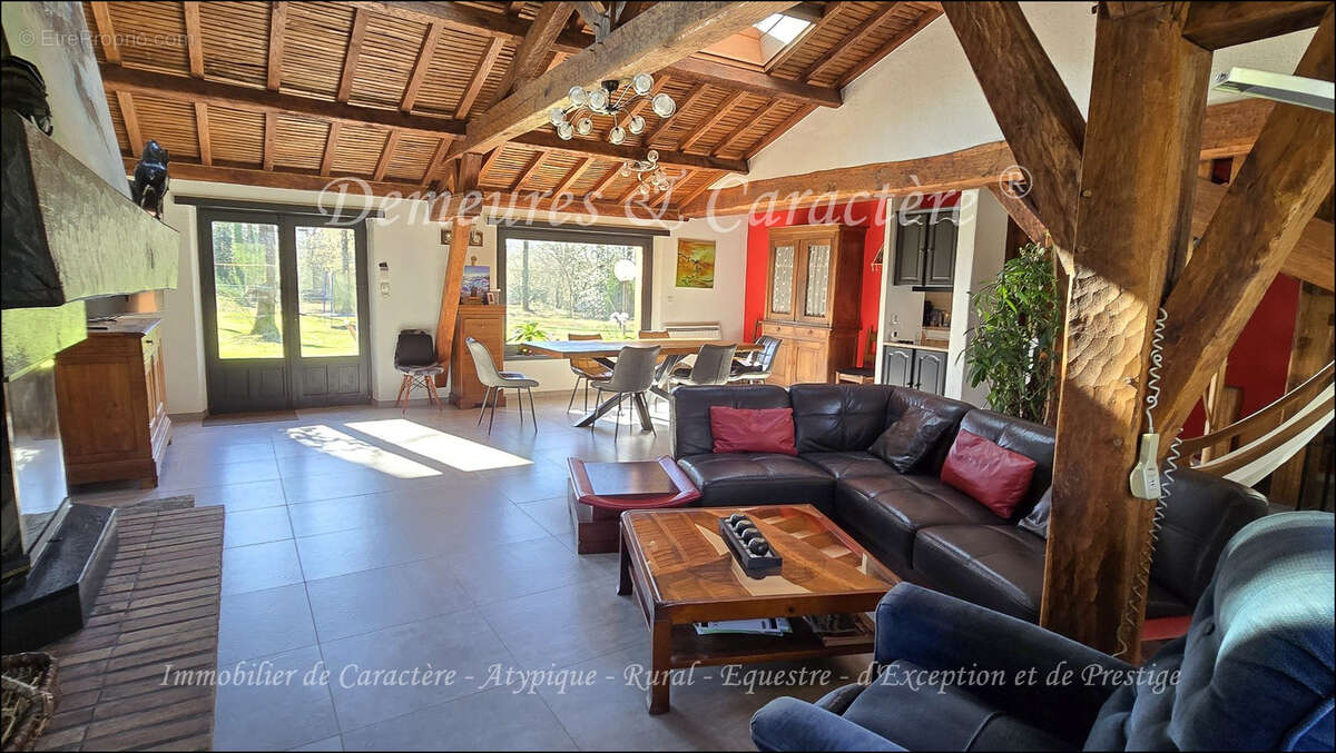 Maison à GESTE