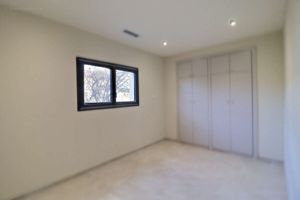 Maison à GALLARGUES-LE-MONTUEUX