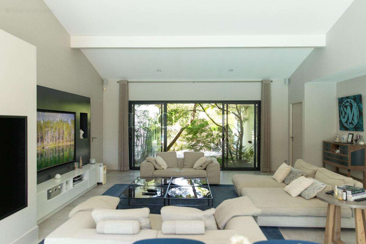 Maison à GUJAN-MESTRAS