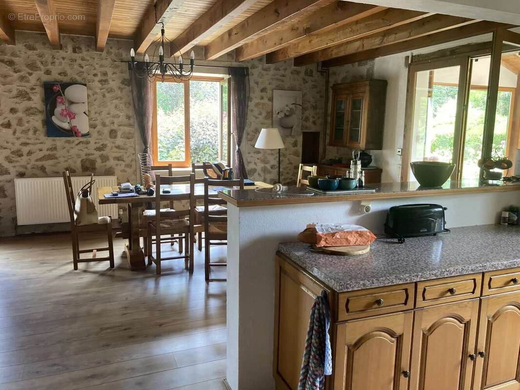 Maison à ABJAT-SUR-BANDIAT