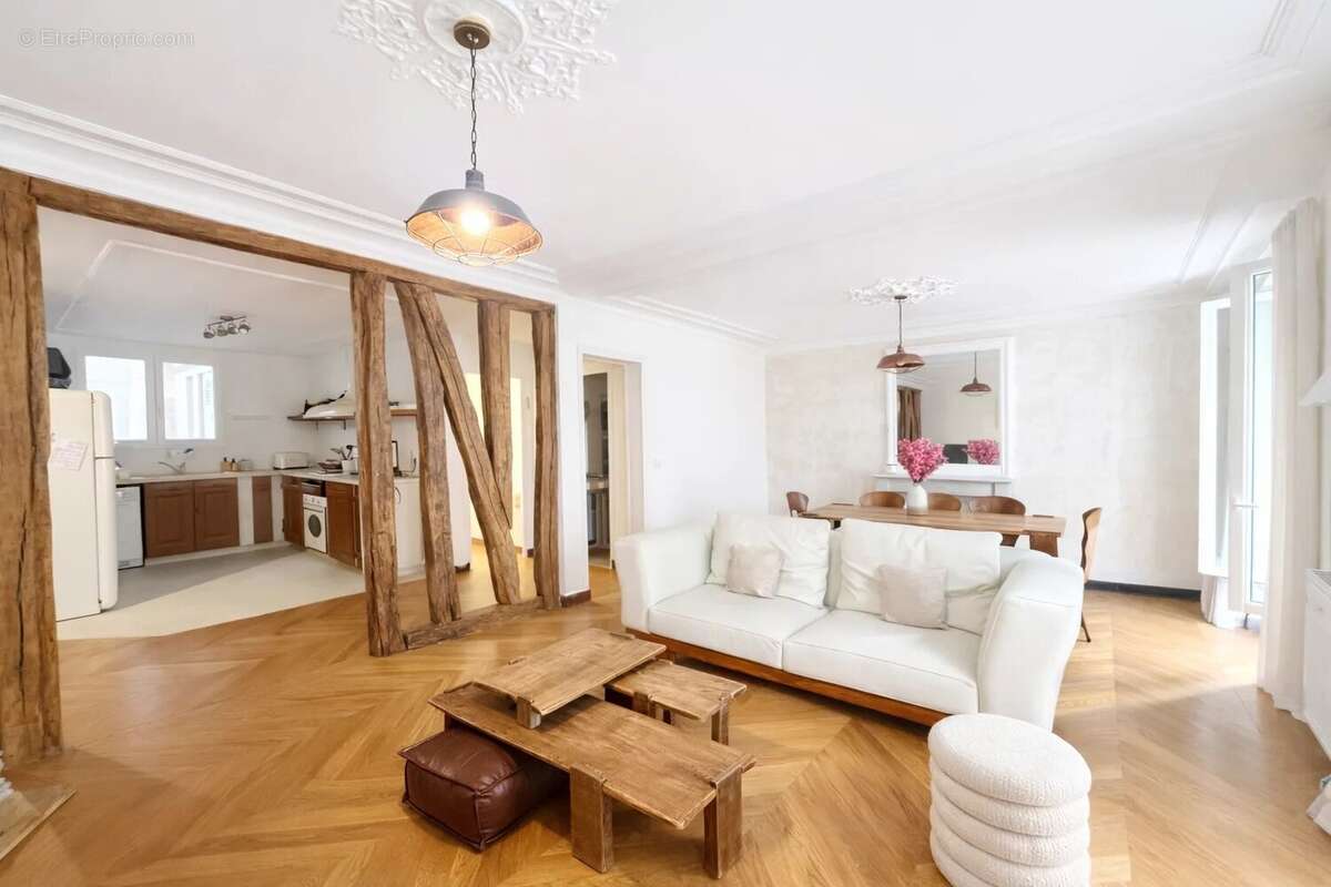 Appartement à PARIS-9E