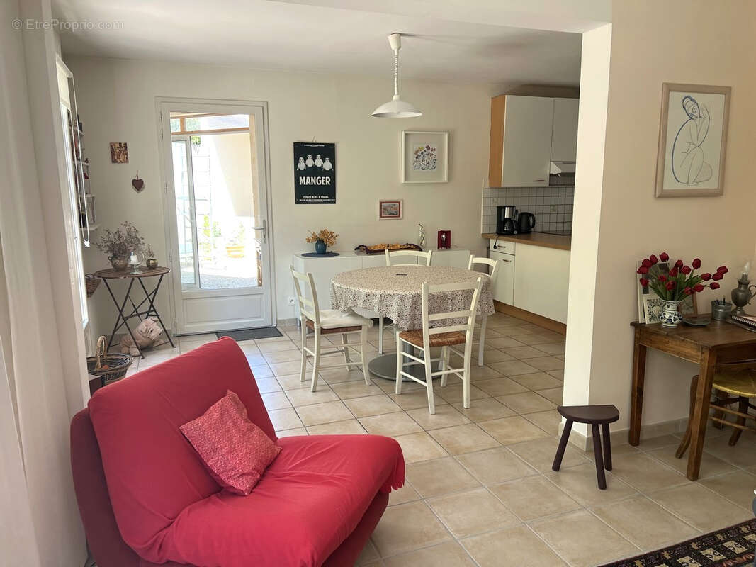 Maison à VILLENEUVE-LES-AVIGNON