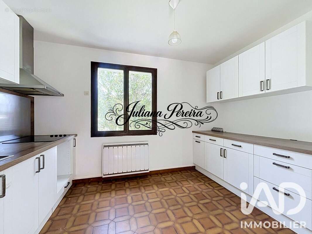 Maison 91 m² à Mezieres-Sur-Seine  - photo 5
