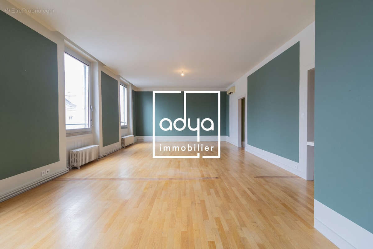 Appartement 95 m² à Cholet  - photo 2